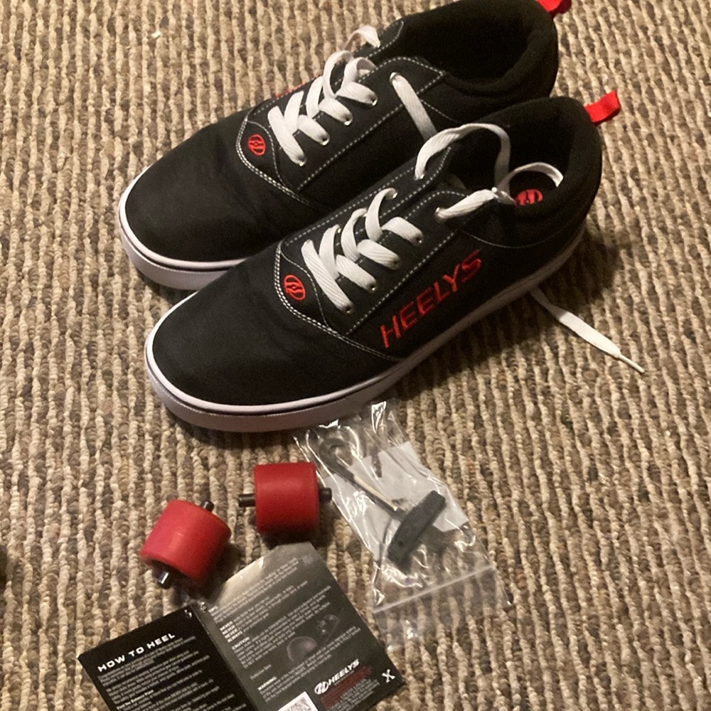 Heelys Shoes Men’s Heely’s Pro 20 Size 12